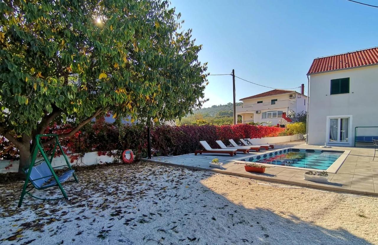 Holiday Home Nino With Amazing Swimming Pool Slatine Extérieur photo