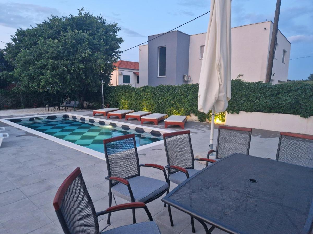 Holiday Home Nino With Amazing Swimming Pool Slatine Extérieur photo